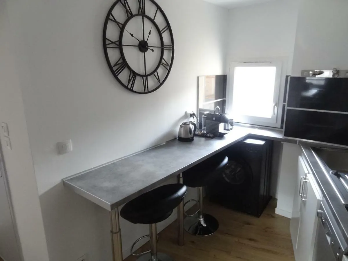 Apartment Appartements Hemingway Avignon